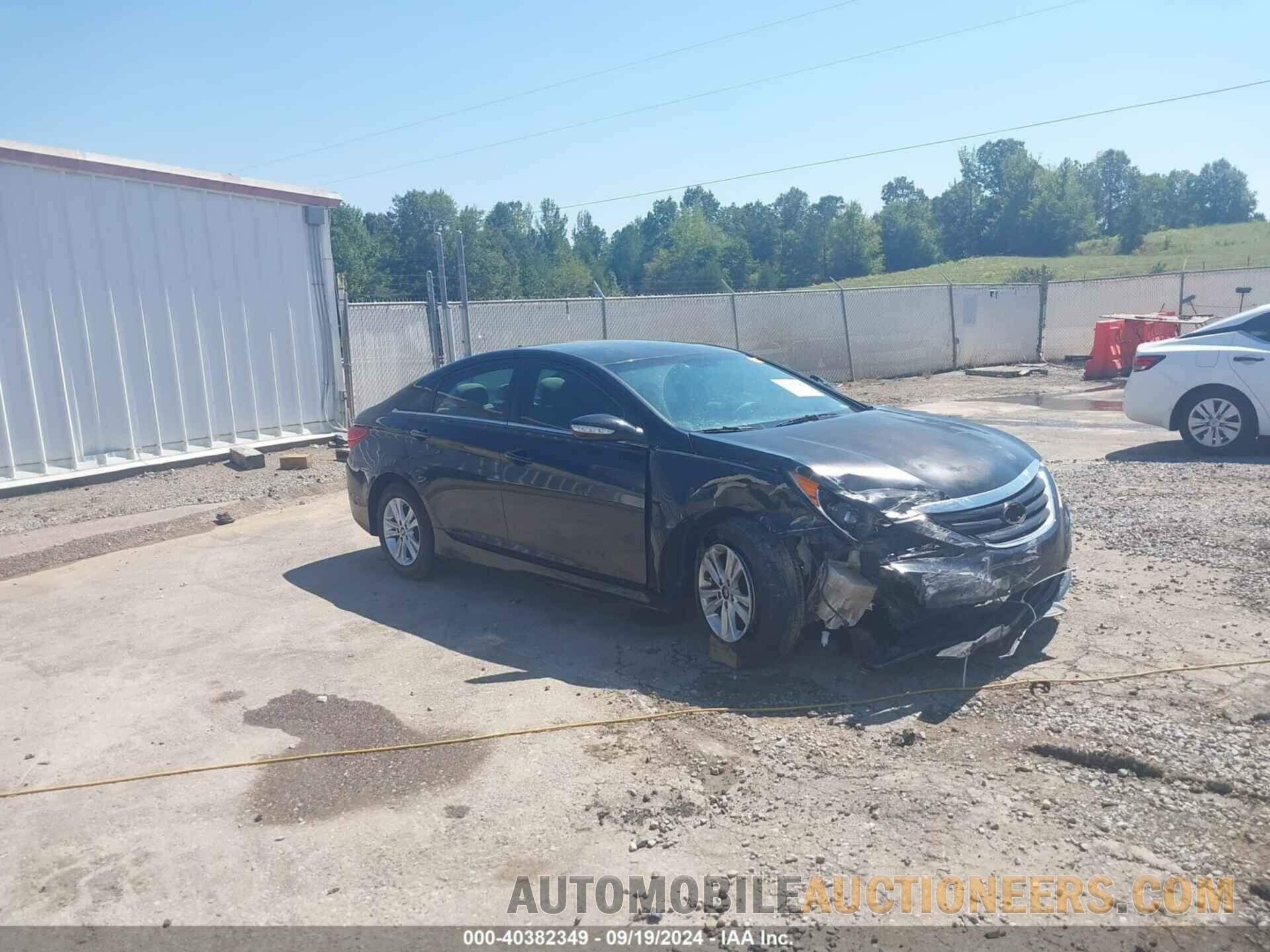 5NPEB4AC3EH946555 HYUNDAI SONATA 2014