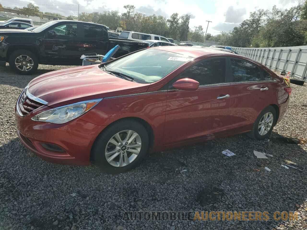 5NPEB4AC4BH025053 HYUNDAI SONATA 2011