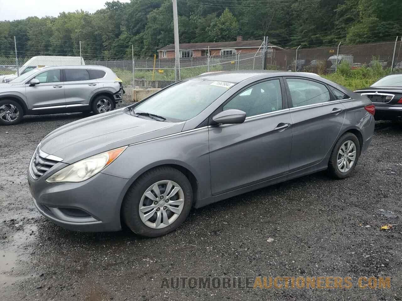 5NPEB4AC4BH082028 HYUNDAI SONATA 2011