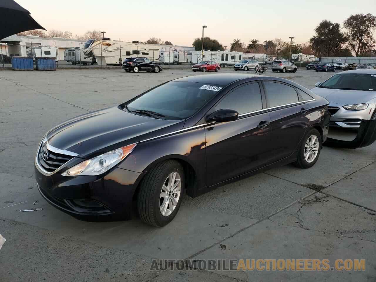 5NPEB4AC4BH089934 HYUNDAI SONATA 2011