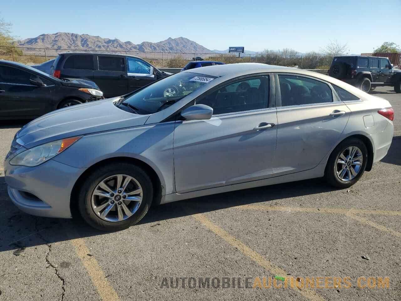 5NPEB4AC4BH287946 HYUNDAI SONATA 2011