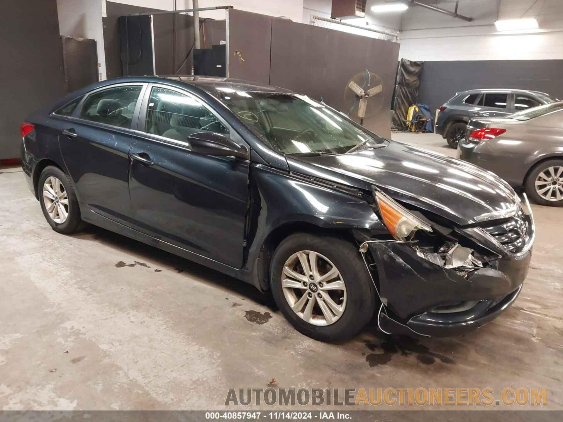 5NPEB4AC4BH295268 HYUNDAI SONATA 2011