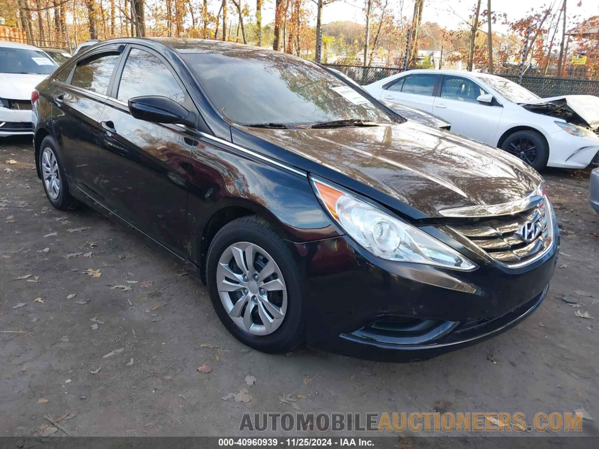 5NPEB4AC4CH463444 HYUNDAI SONATA 2012