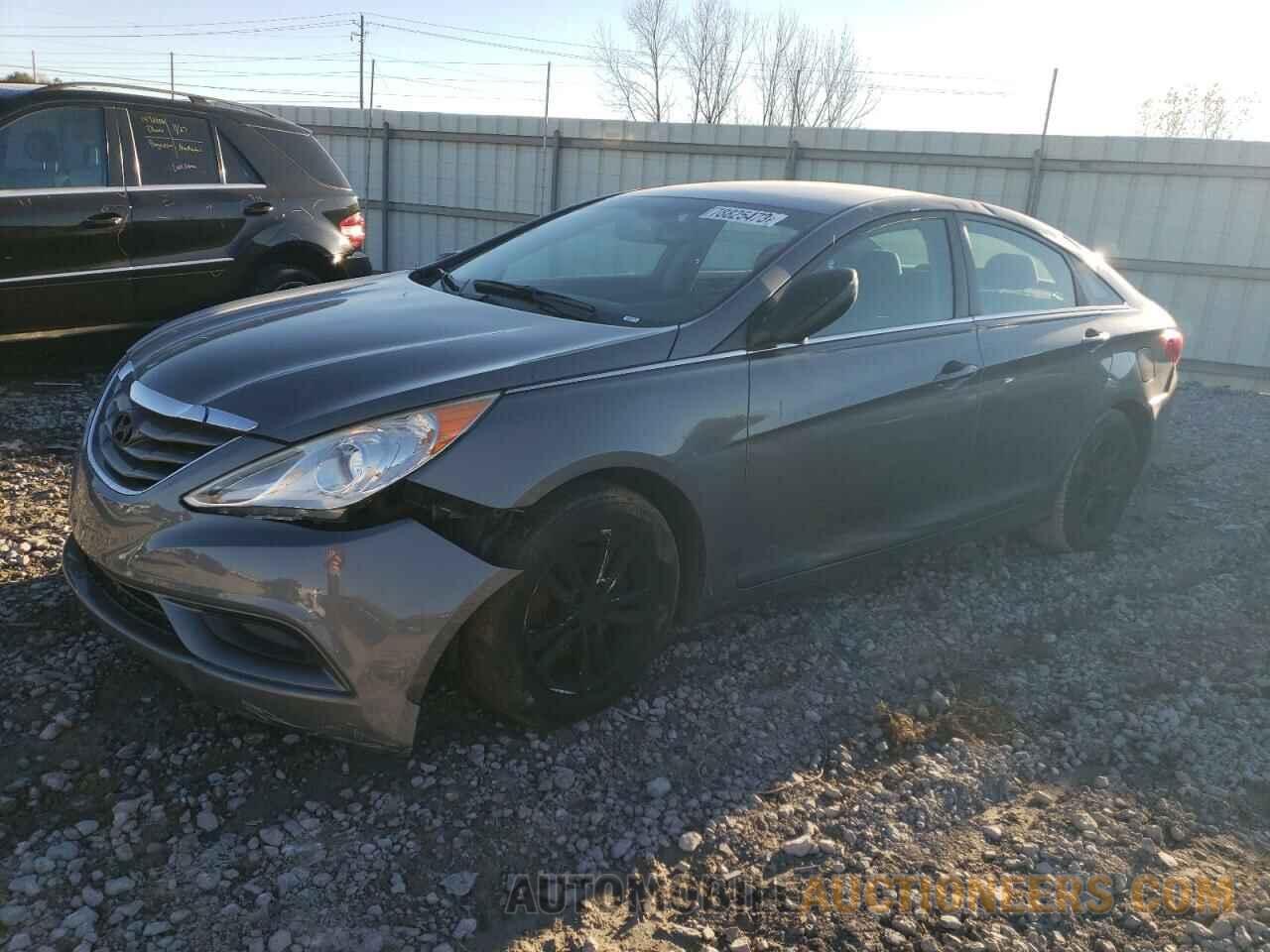 5NPEB4AC4CH472628 HYUNDAI SONATA 2012