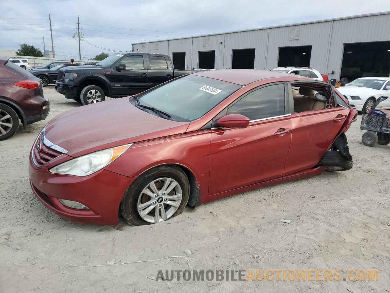 5NPEB4AC4DH549323 HYUNDAI SONATA 2013