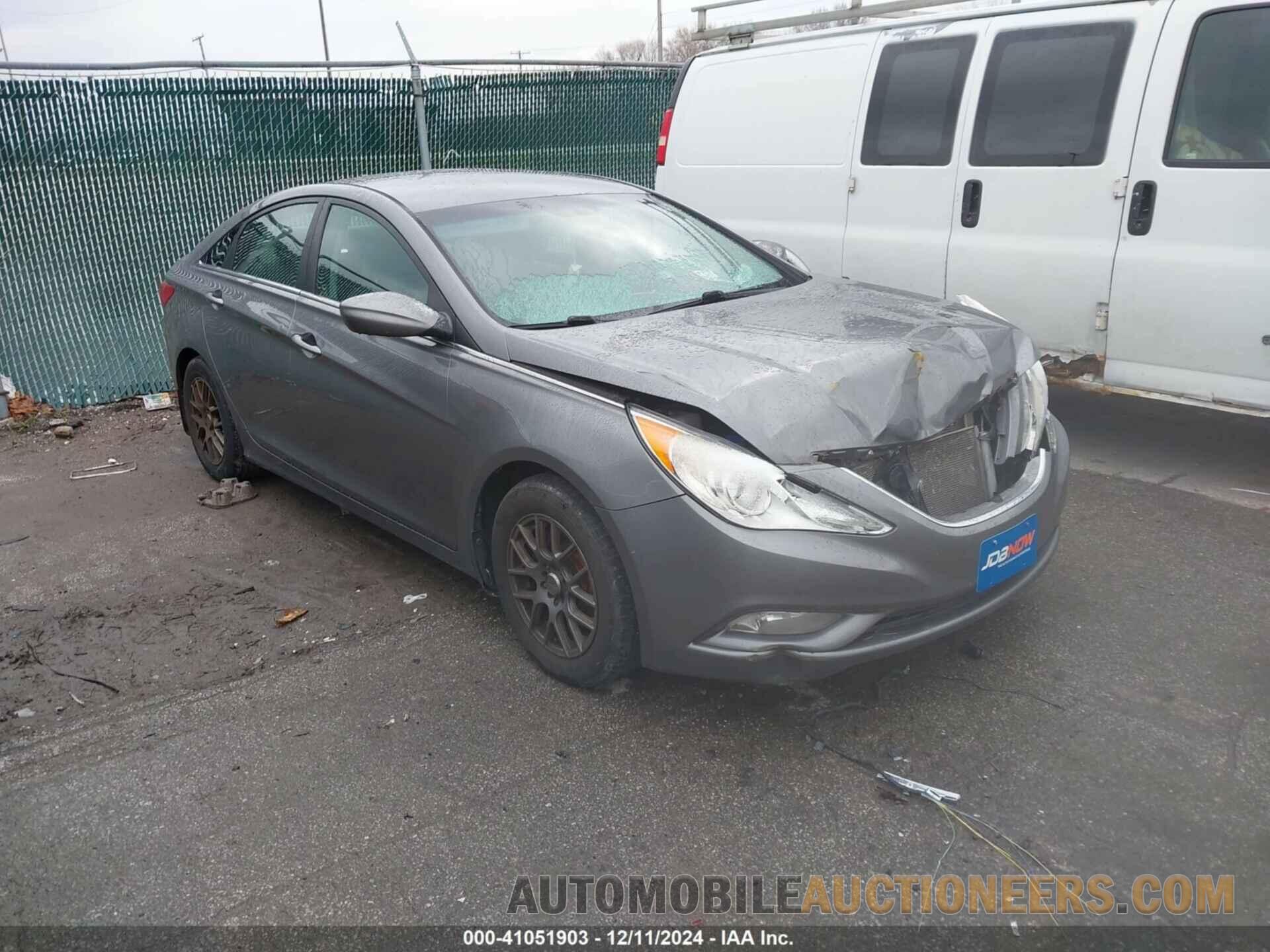 5NPEB4AC4DH551069 HYUNDAI SONATA 2013