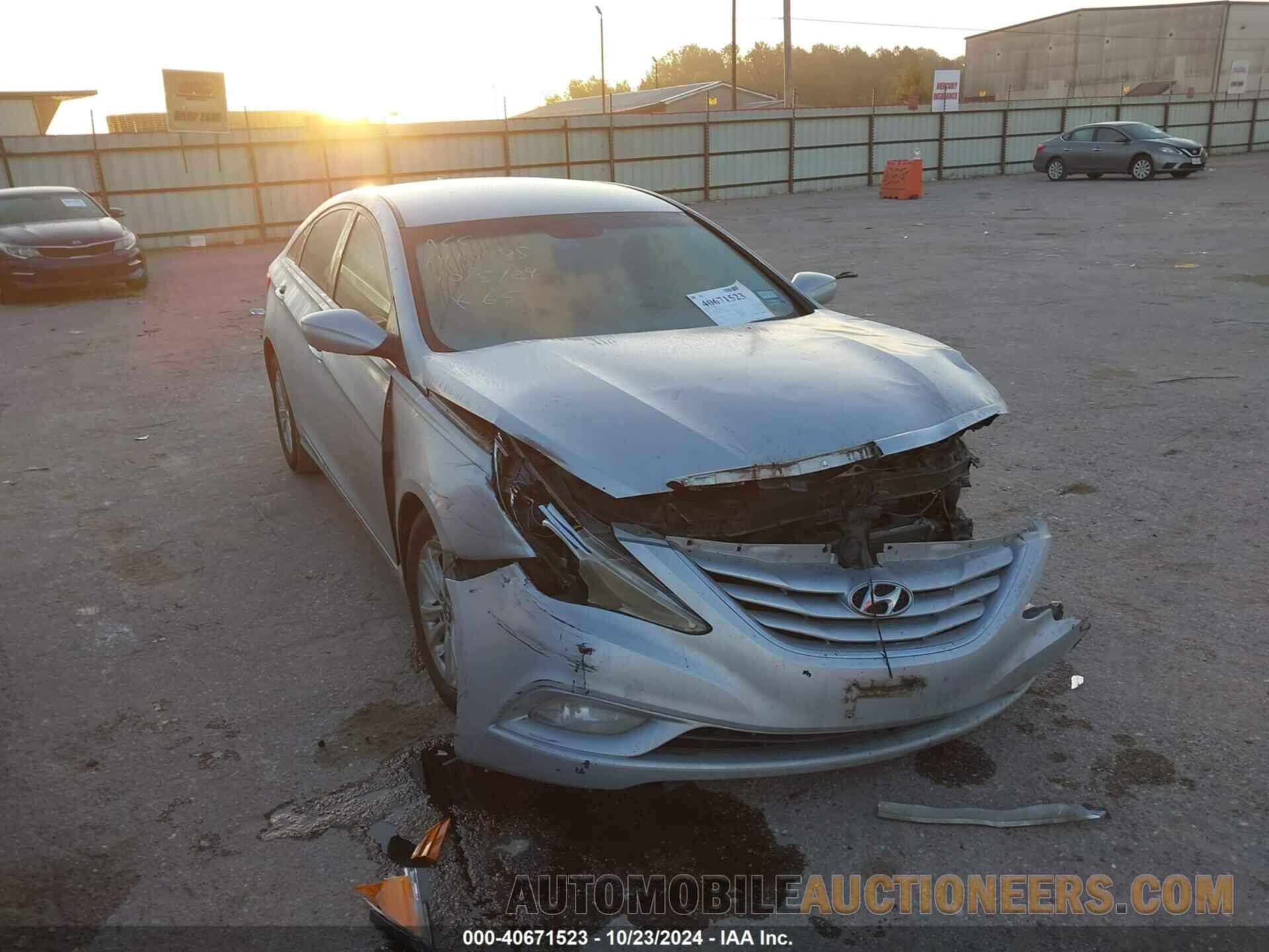 5NPEB4AC4DH771702 HYUNDAI SONATA 2013