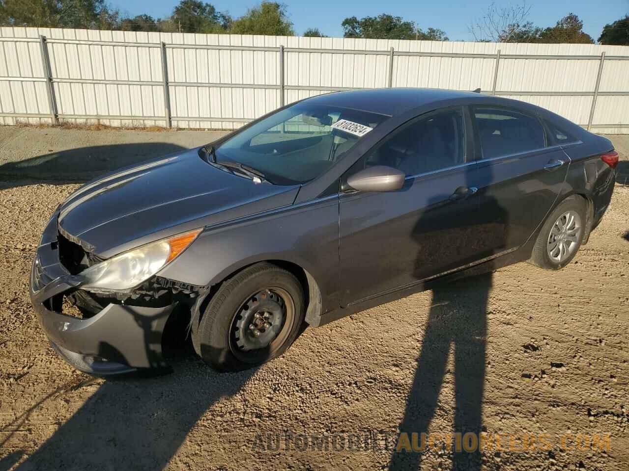 5NPEB4AC5BH029595 HYUNDAI SONATA 2011