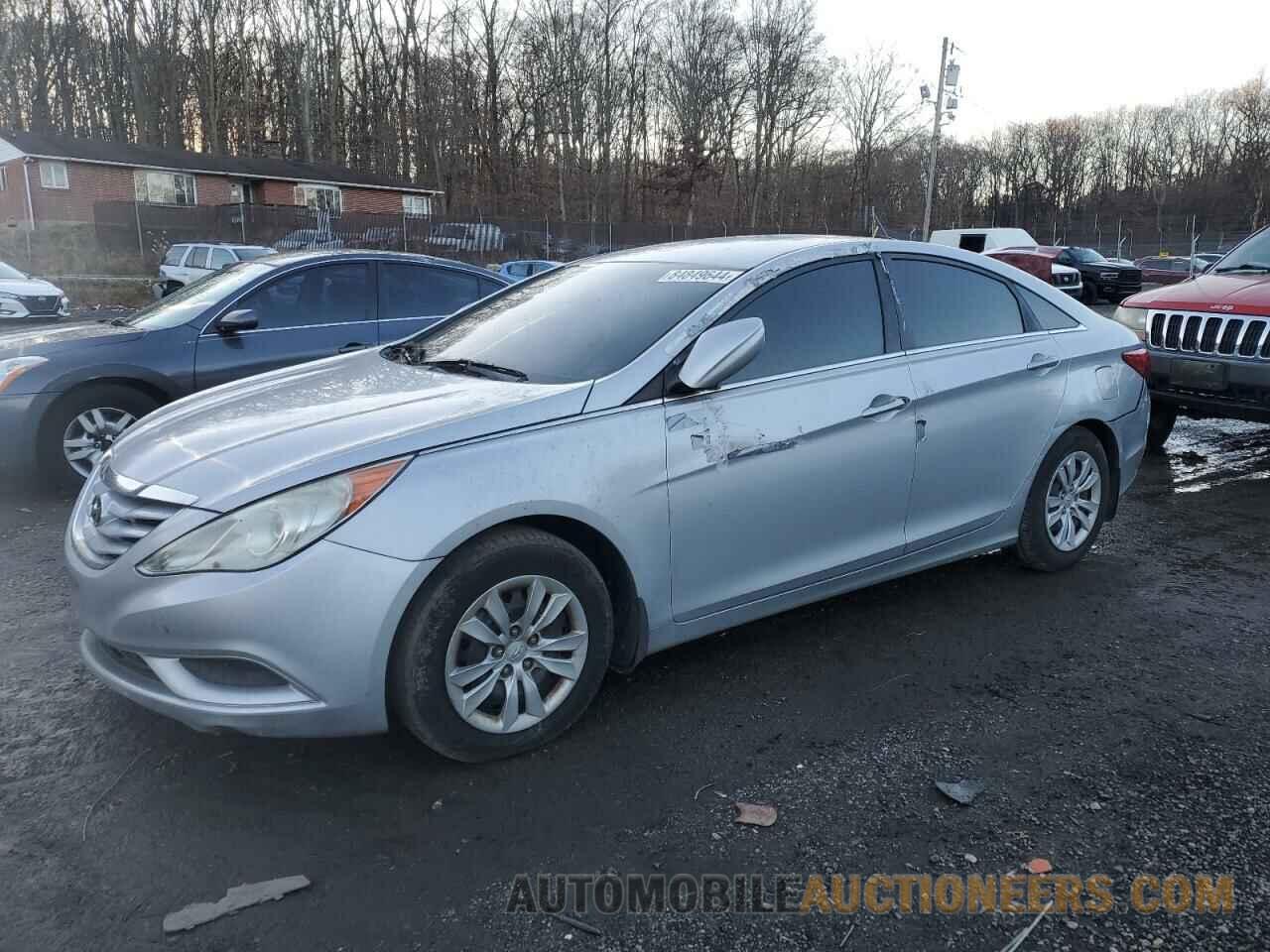 5NPEB4AC5BH143497 HYUNDAI SONATA 2011