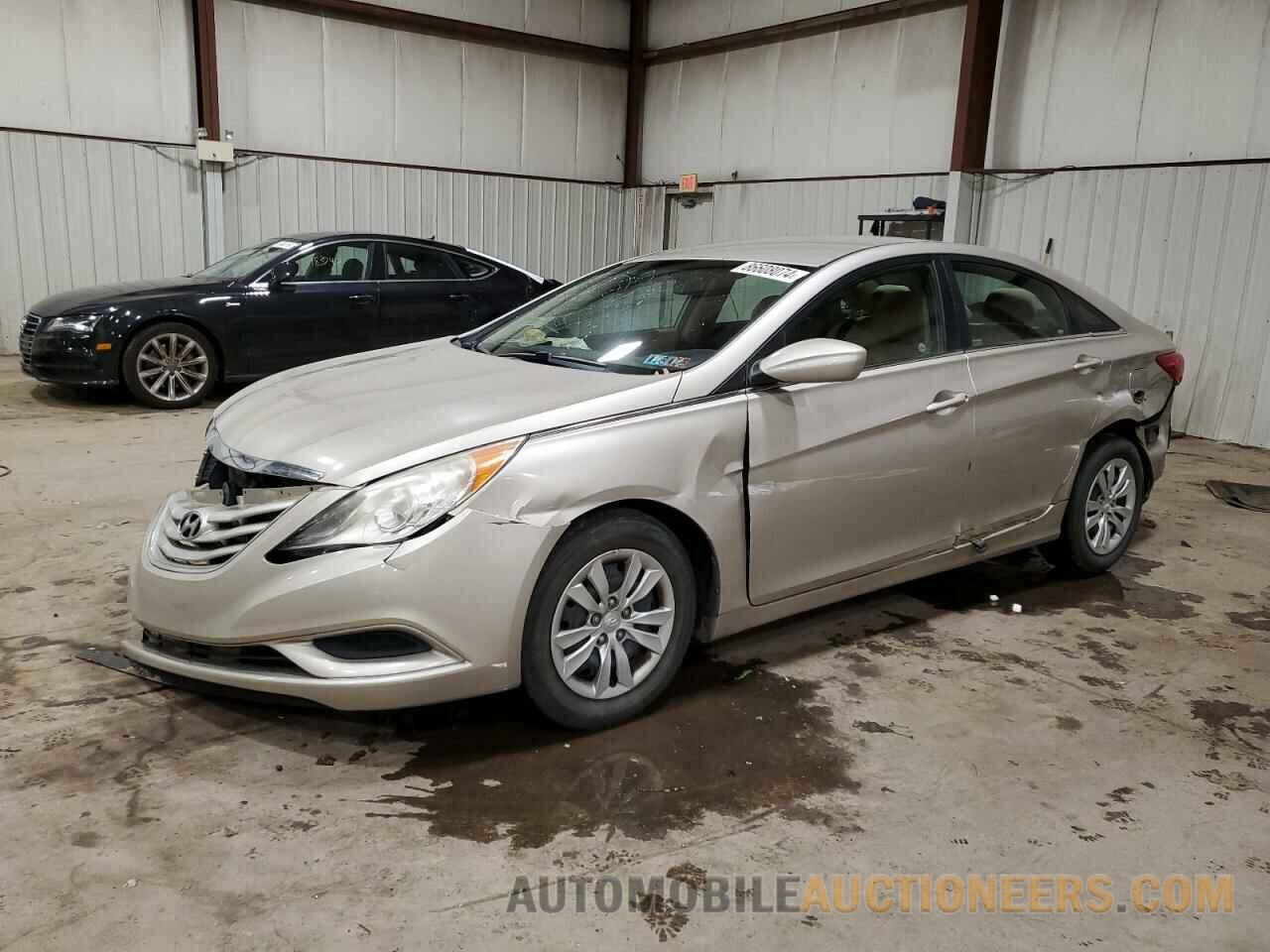 5NPEB4AC5BH154953 HYUNDAI SONATA 2011