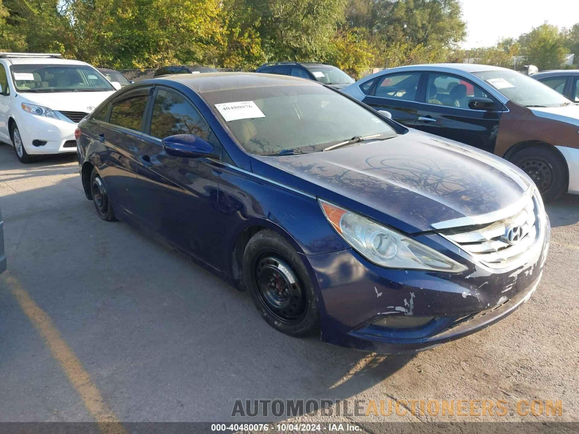 5NPEB4AC5BH175463 HYUNDAI SONATA 2011