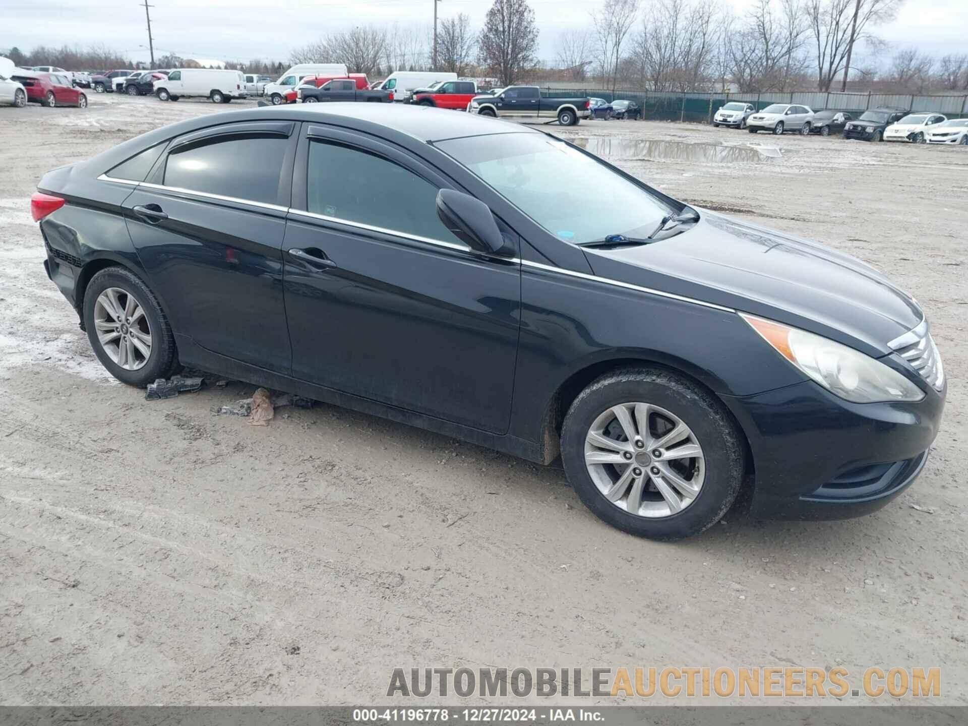 5NPEB4AC5BH195874 HYUNDAI SONATA 2011