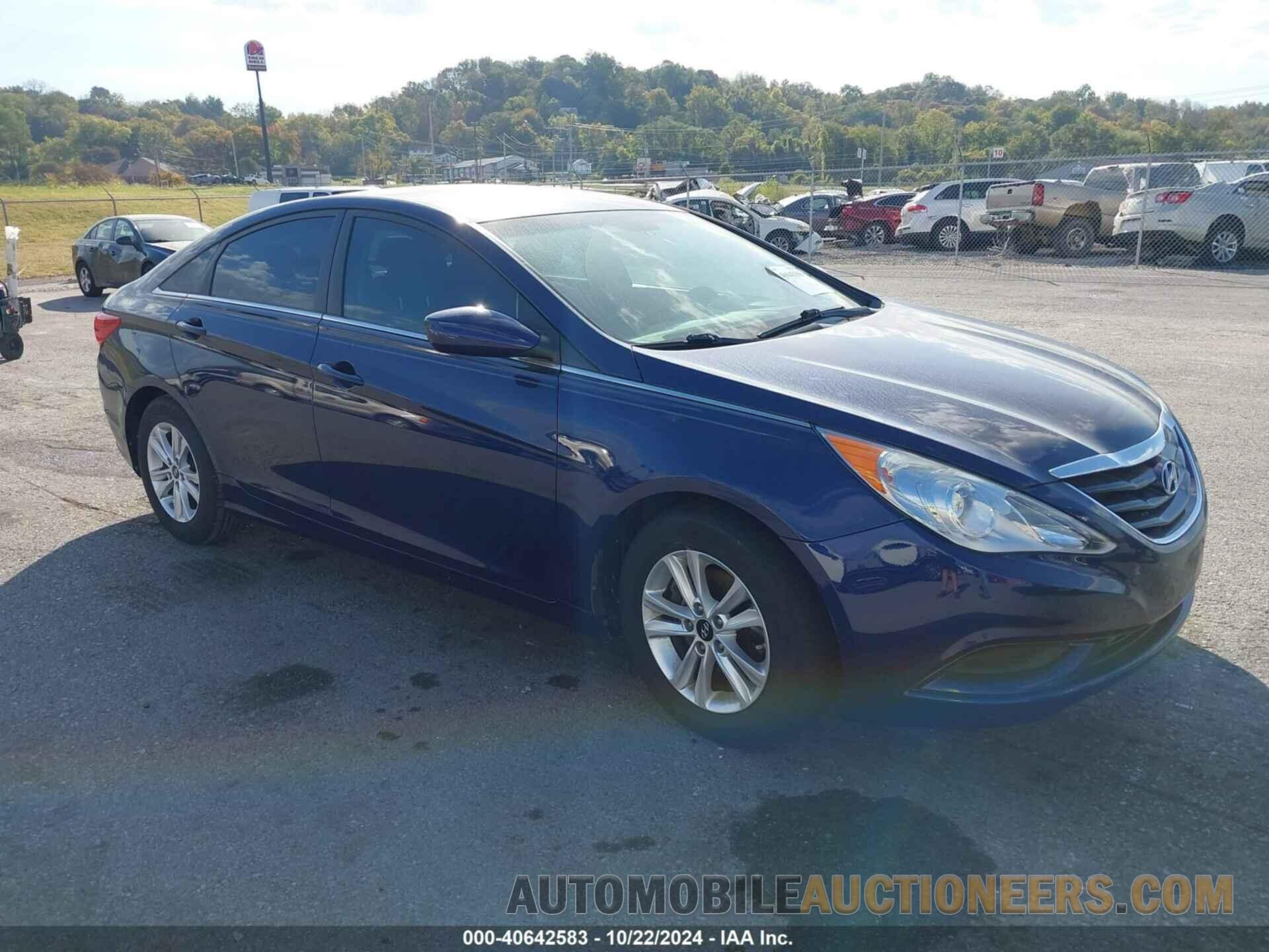 5NPEB4AC5CH413877 HYUNDAI SONATA 2012