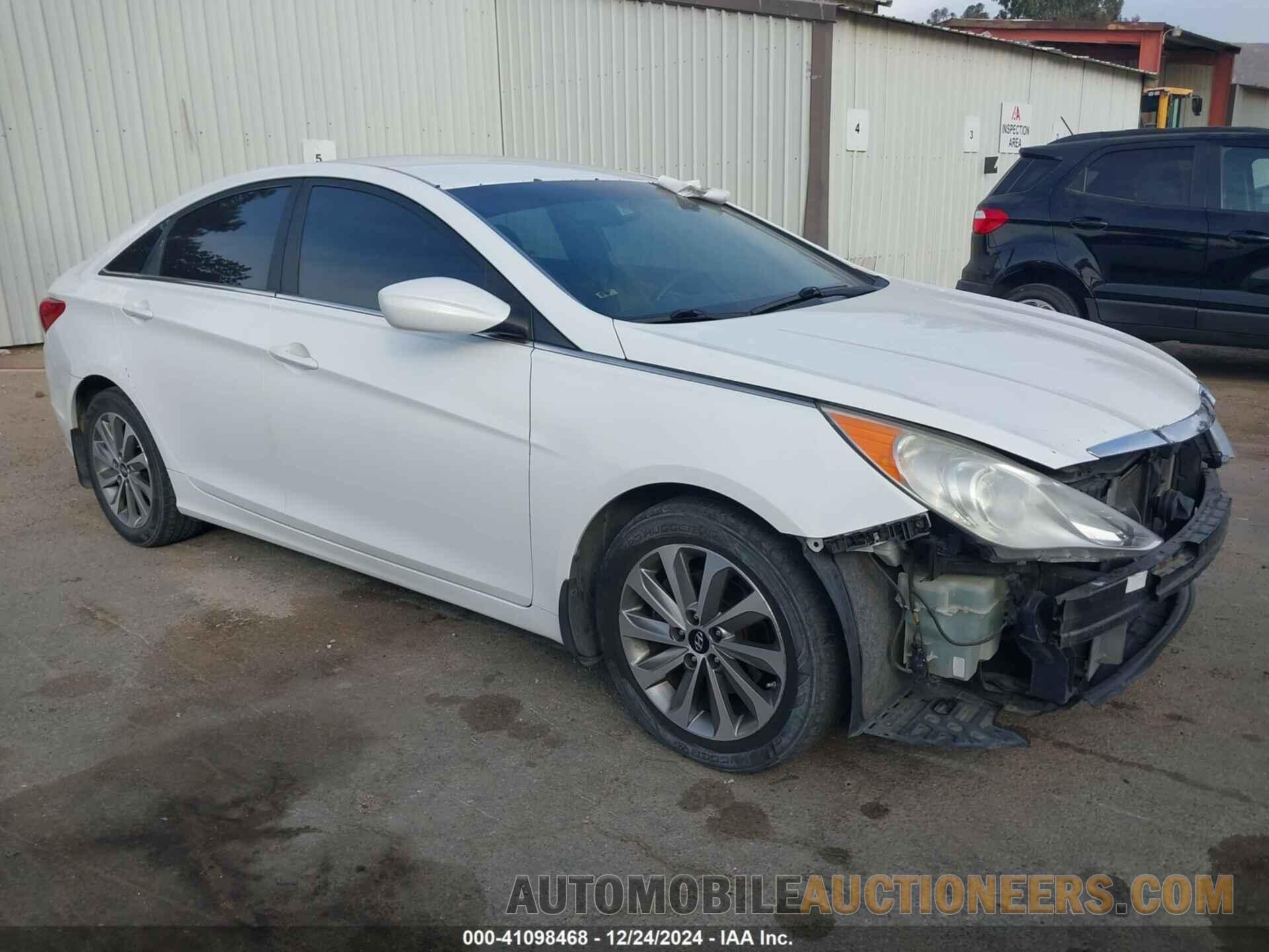 5NPEB4AC5CH498171 HYUNDAI SONATA 2012