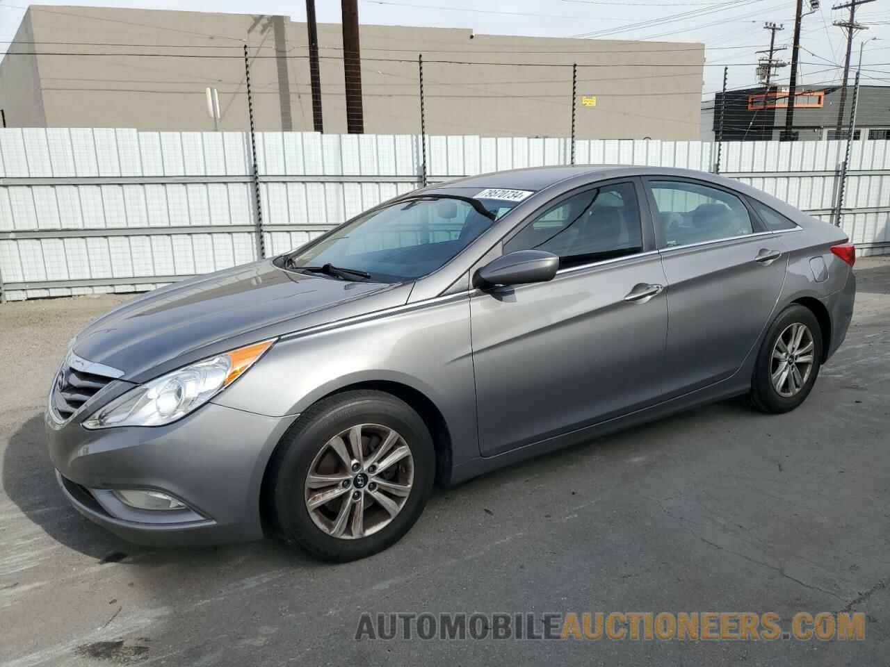 5NPEB4AC5DH557687 HYUNDAI SONATA 2013