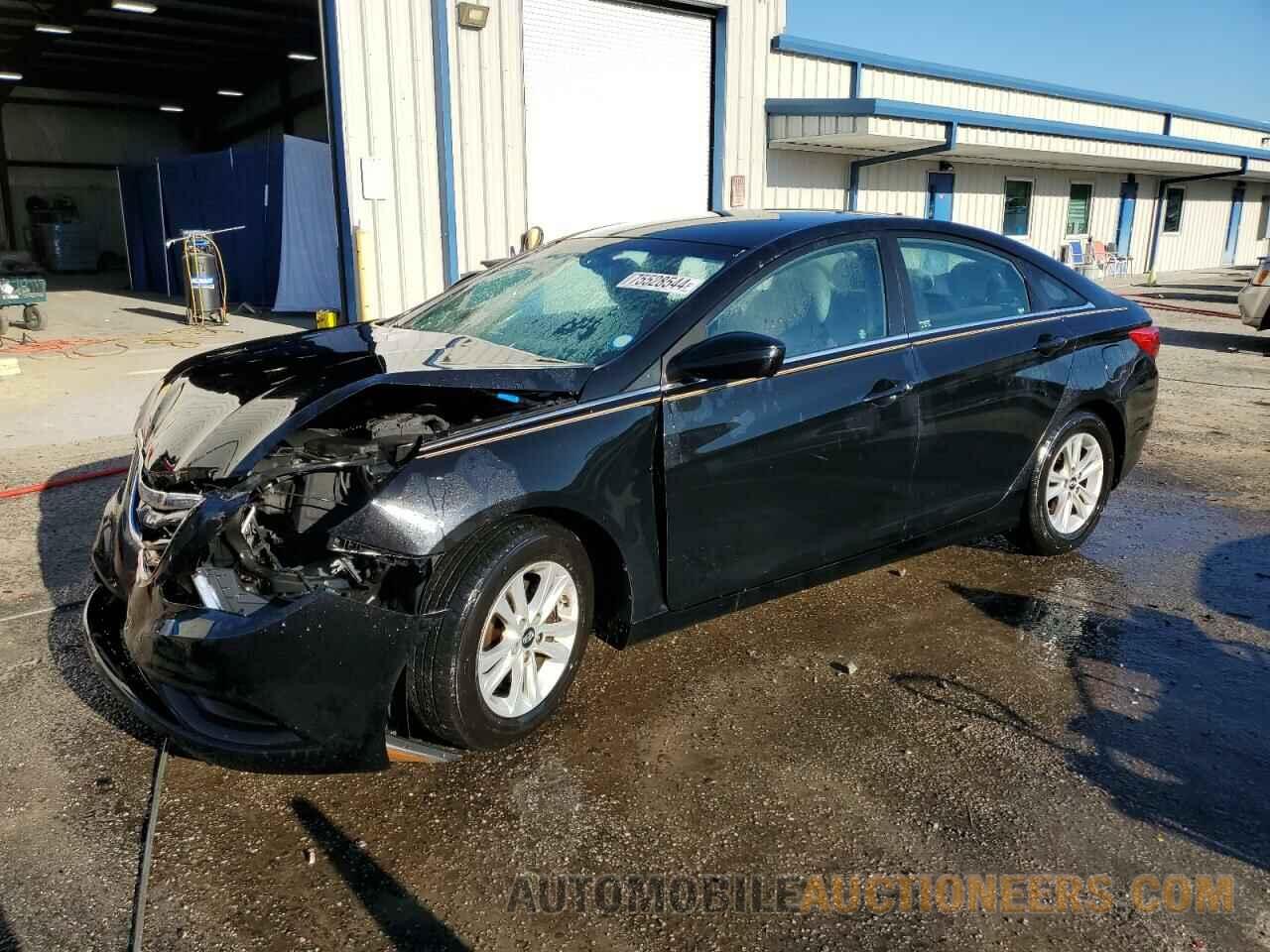 5NPEB4AC5DH605513 HYUNDAI SONATA 2013