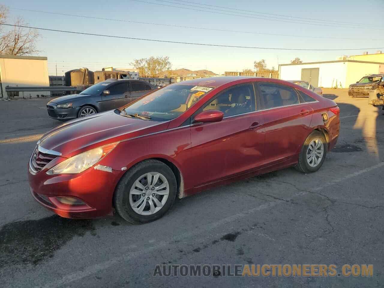 5NPEB4AC6BH024566 HYUNDAI SONATA 2011