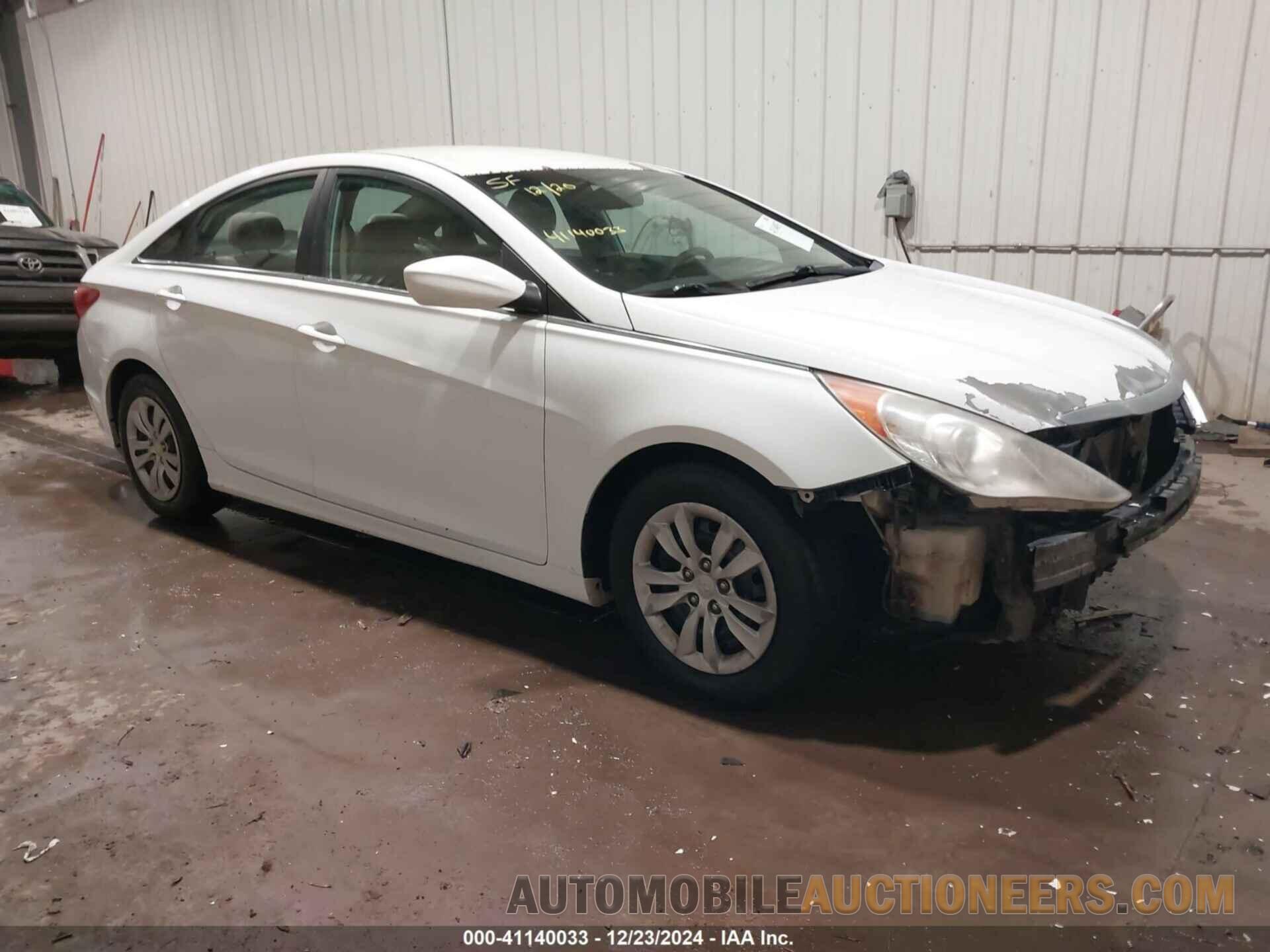 5NPEB4AC6BH068549 HYUNDAI SONATA 2011