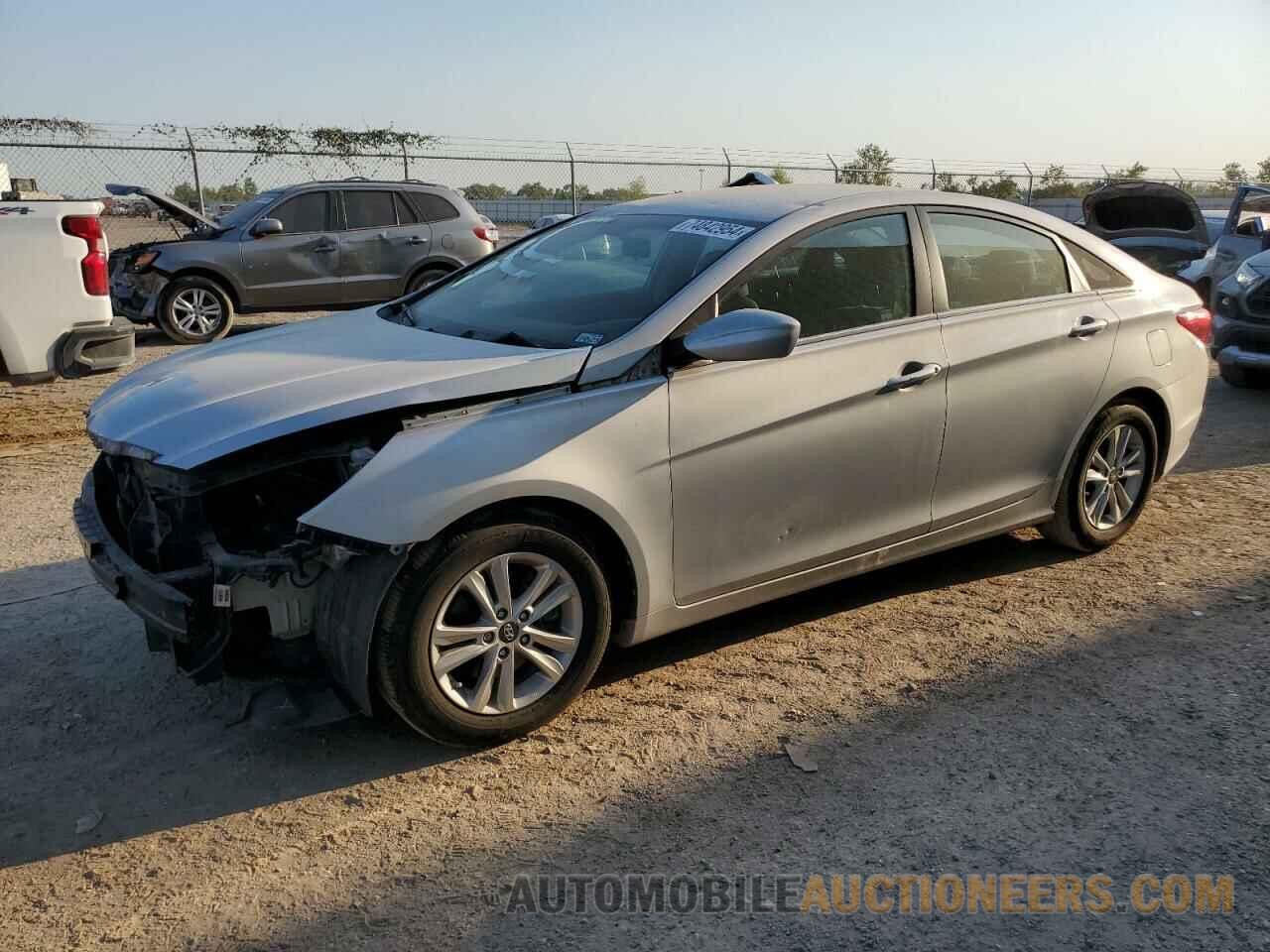 5NPEB4AC6BH122688 HYUNDAI SONATA 2011