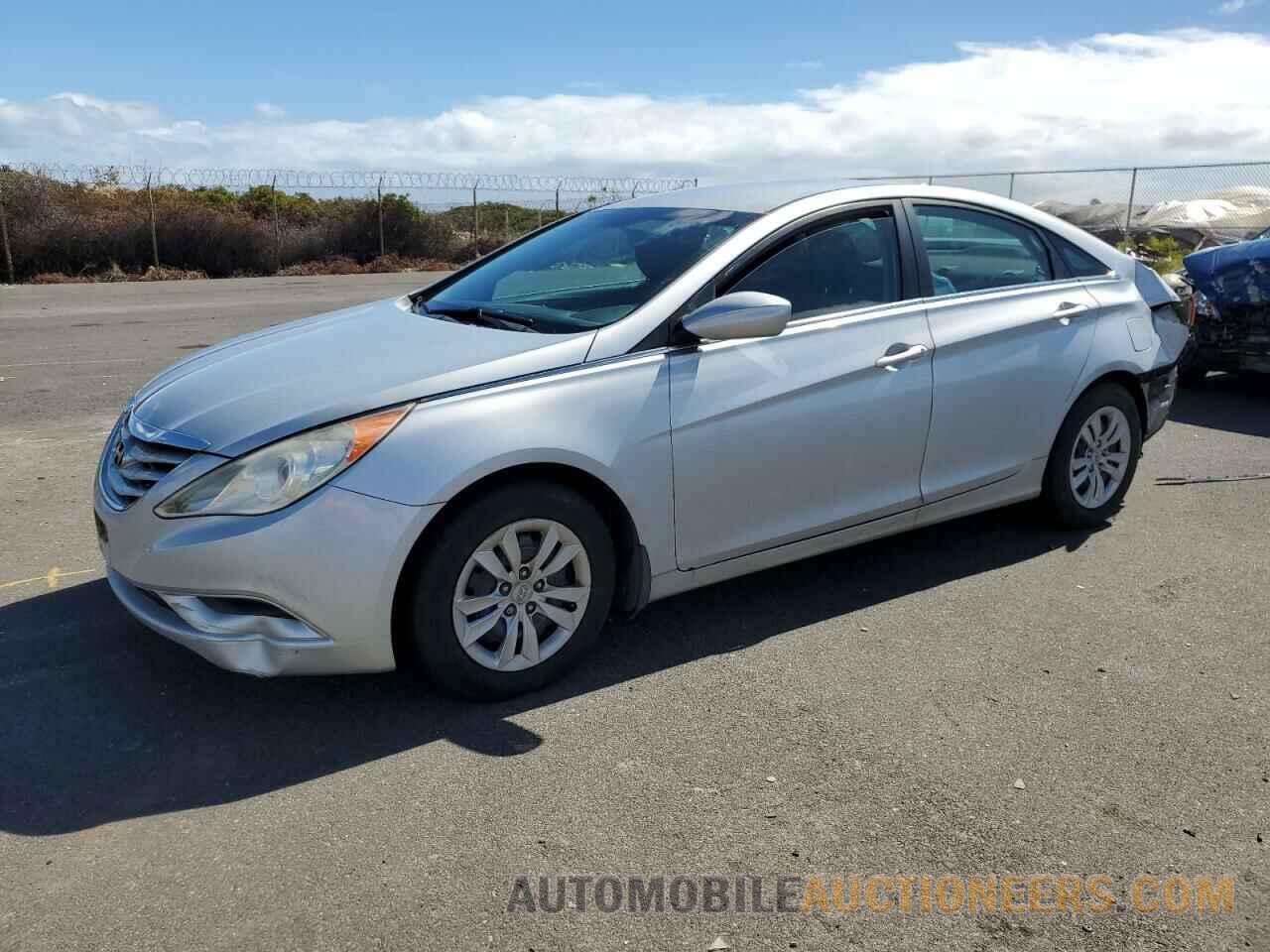 5NPEB4AC6BH172202 HYUNDAI SONATA 2011