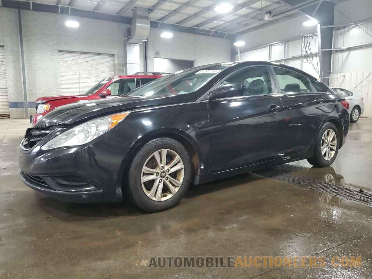 5NPEB4AC6BH216568 HYUNDAI SONATA 2011