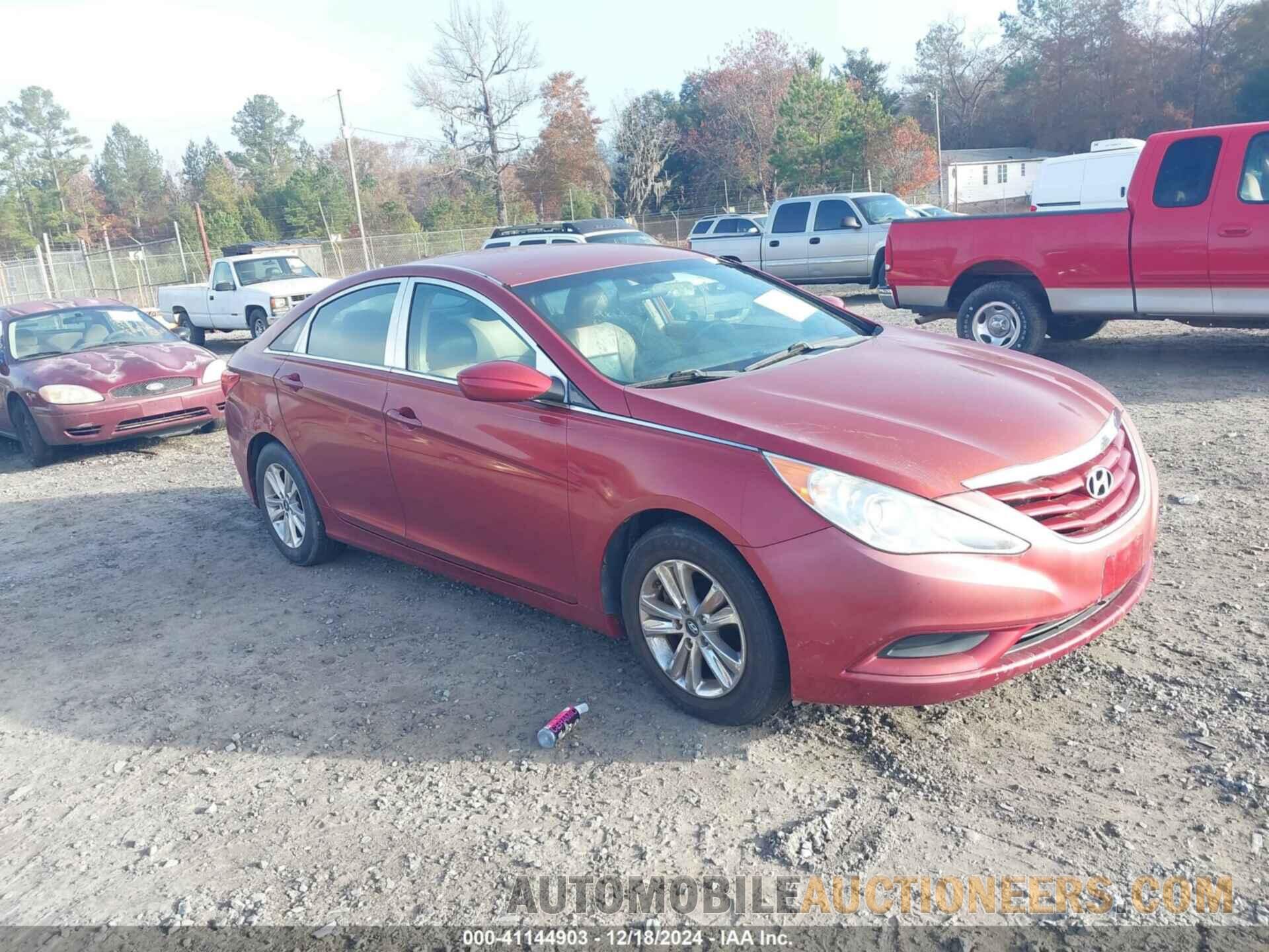 5NPEB4AC6BH244547 HYUNDAI SONATA 2011