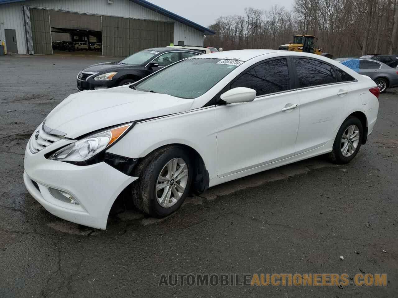 5NPEB4AC6DH574272 HYUNDAI SONATA 2013