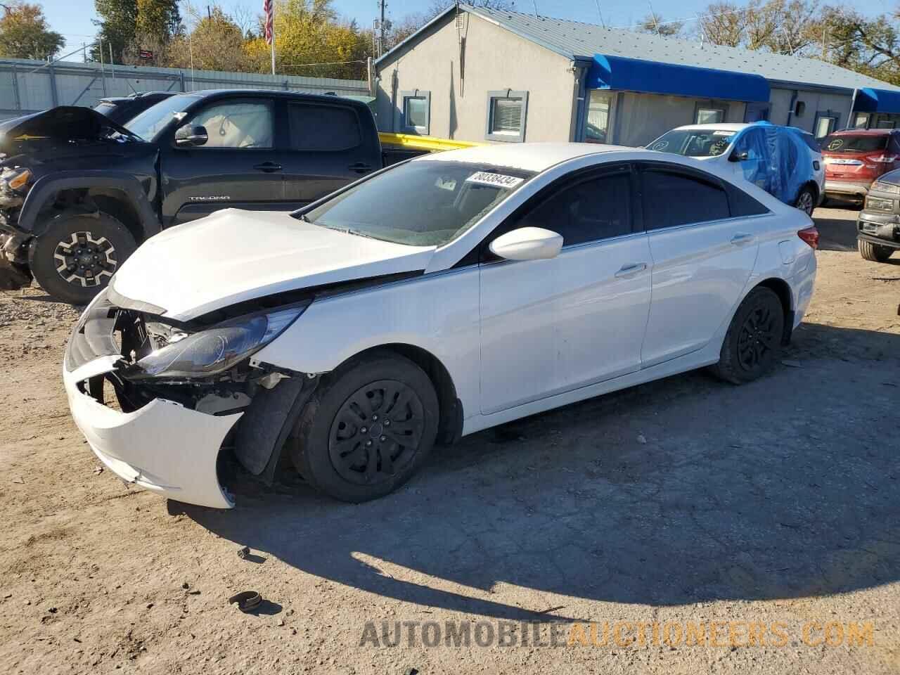 5NPEB4AC6DH575096 HYUNDAI SONATA 2013