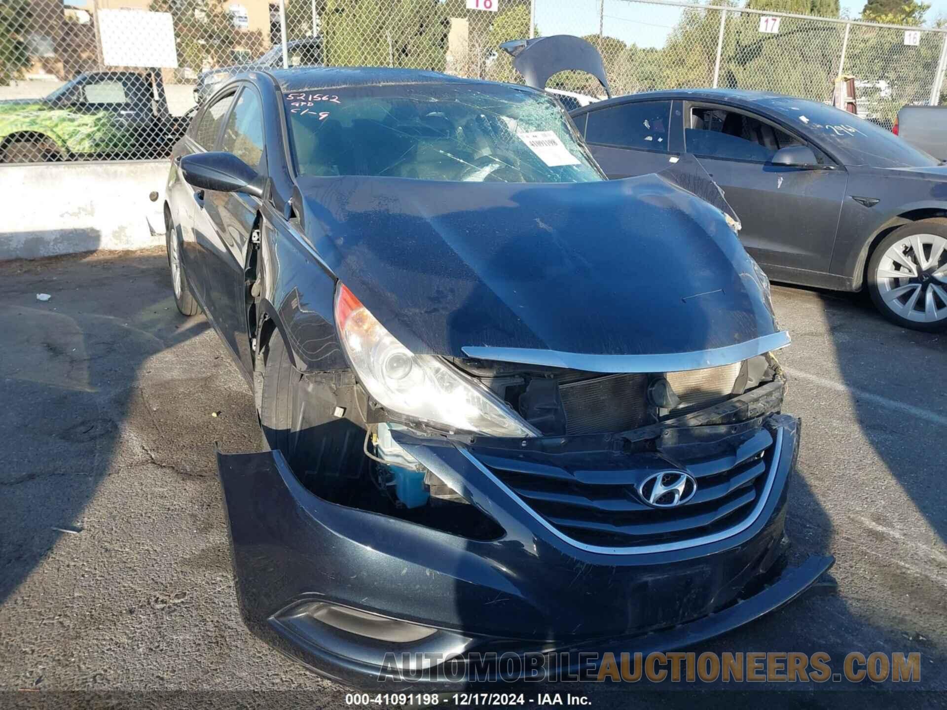 5NPEB4AC6DH586535 HYUNDAI SONATA 2013