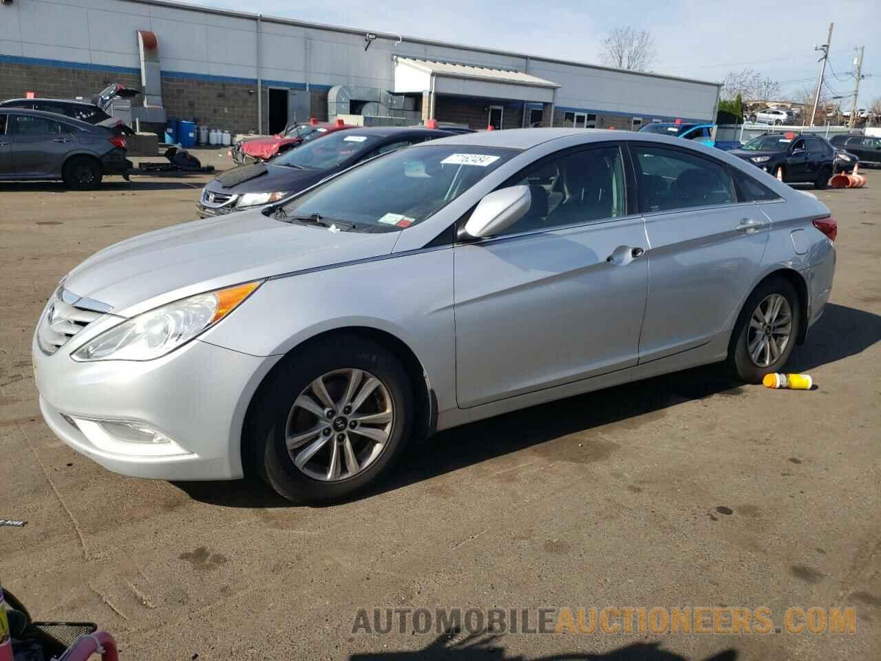 5NPEB4AC6DH645213 HYUNDAI SONATA 2013