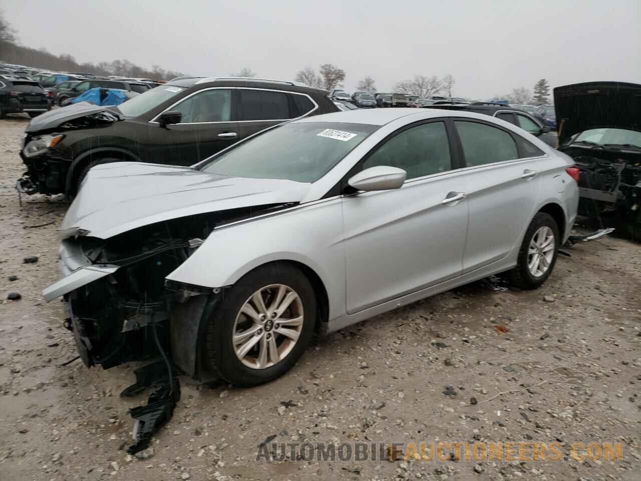 5NPEB4AC6DH705054 HYUNDAI SONATA 2013