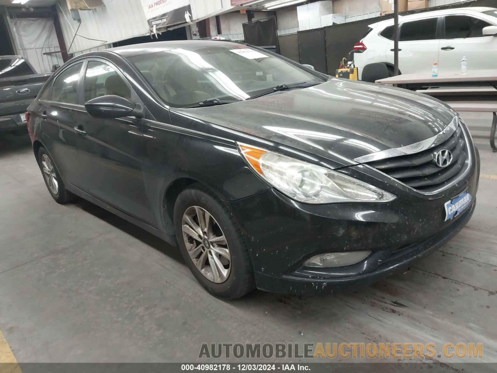 5NPEB4AC6DH724526 HYUNDAI SONATA 2013