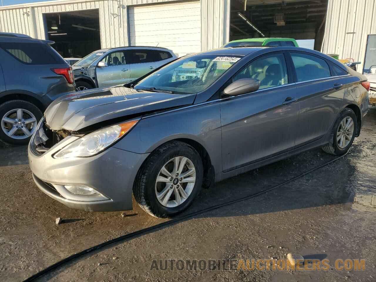 5NPEB4AC6DH728883 HYUNDAI SONATA 2013