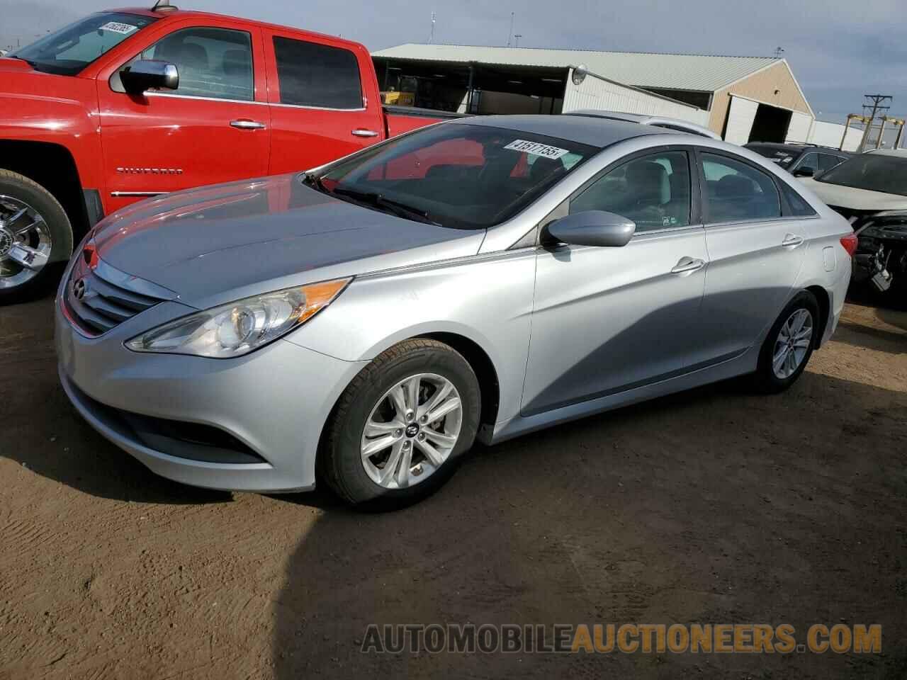 5NPEB4AC6EH931242 HYUNDAI SONATA 2014