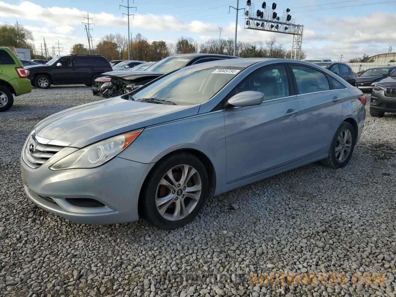 5NPEB4AC7BH050612 HYUNDAI SONATA 2011