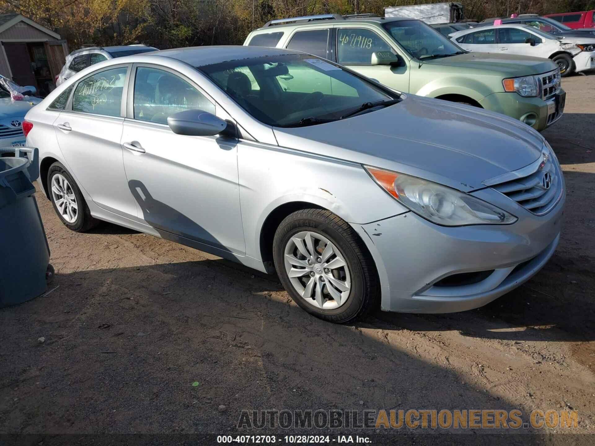 5NPEB4AC7BH073176 HYUNDAI SONATA 2011