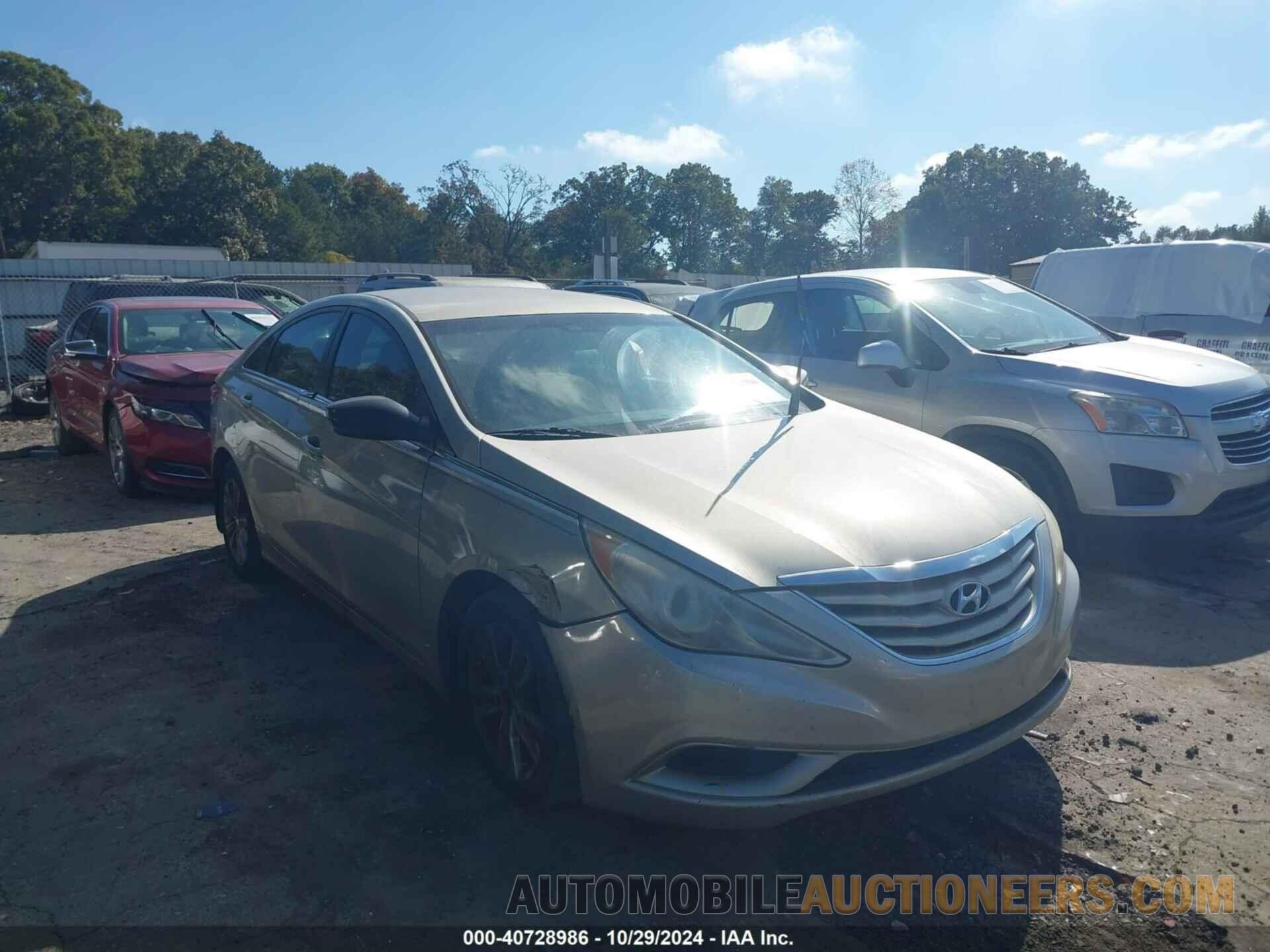 5NPEB4AC7BH101333 HYUNDAI SONATA 2011