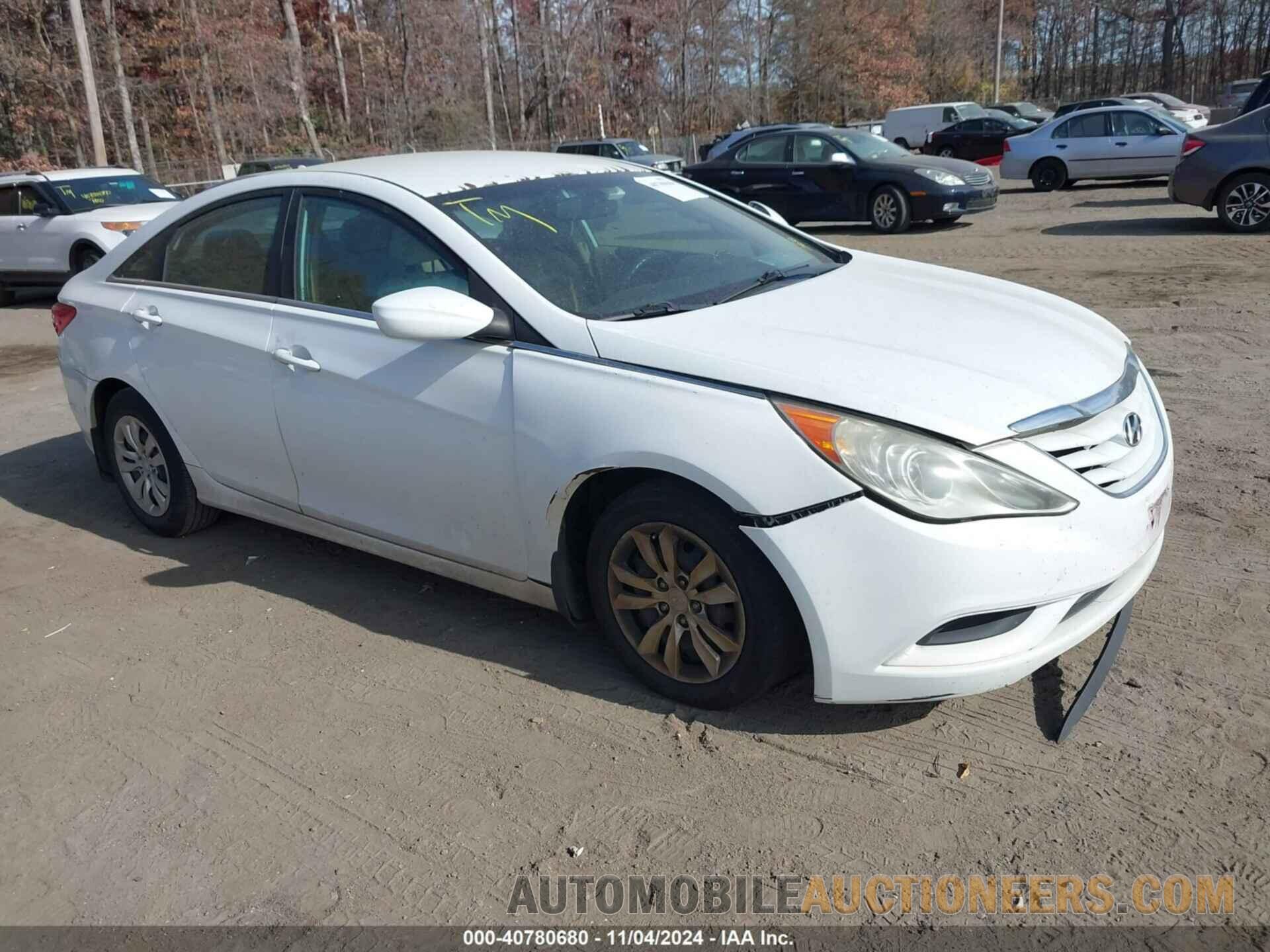 5NPEB4AC7BH175383 HYUNDAI SONATA 2011