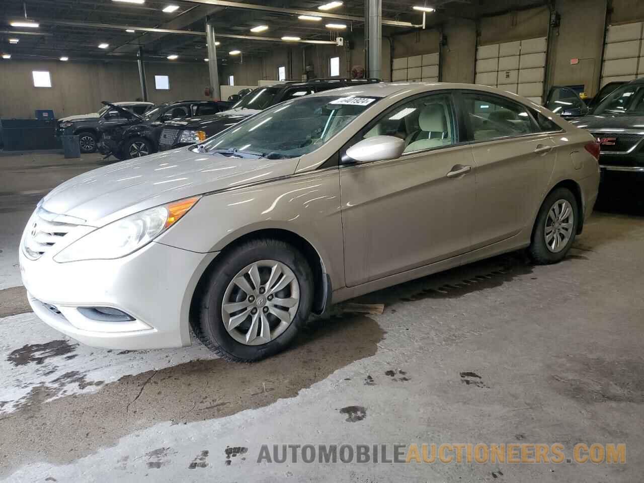 5NPEB4AC7BH180454 HYUNDAI SONATA 2011