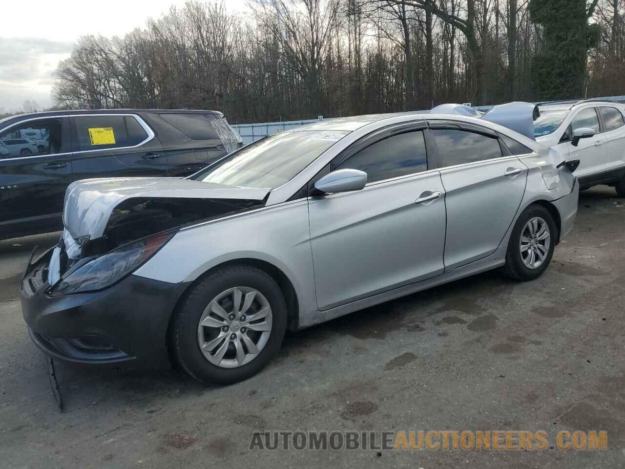 5NPEB4AC7BH251121 HYUNDAI SONATA 2011