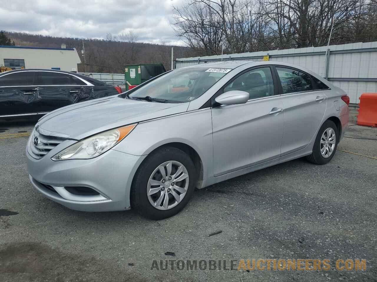 5NPEB4AC7CH381384 HYUNDAI SONATA 2012