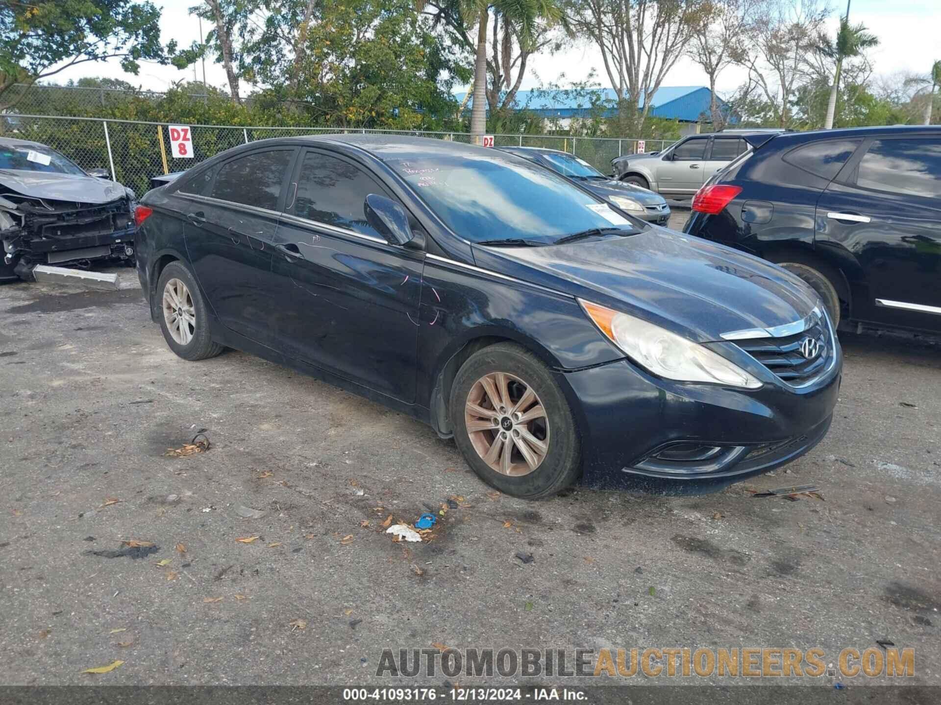 5NPEB4AC7CH392966 HYUNDAI SONATA 2012