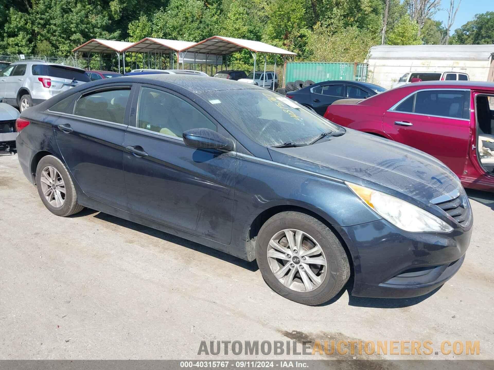 5NPEB4AC7CH394071 HYUNDAI SONATA 2012