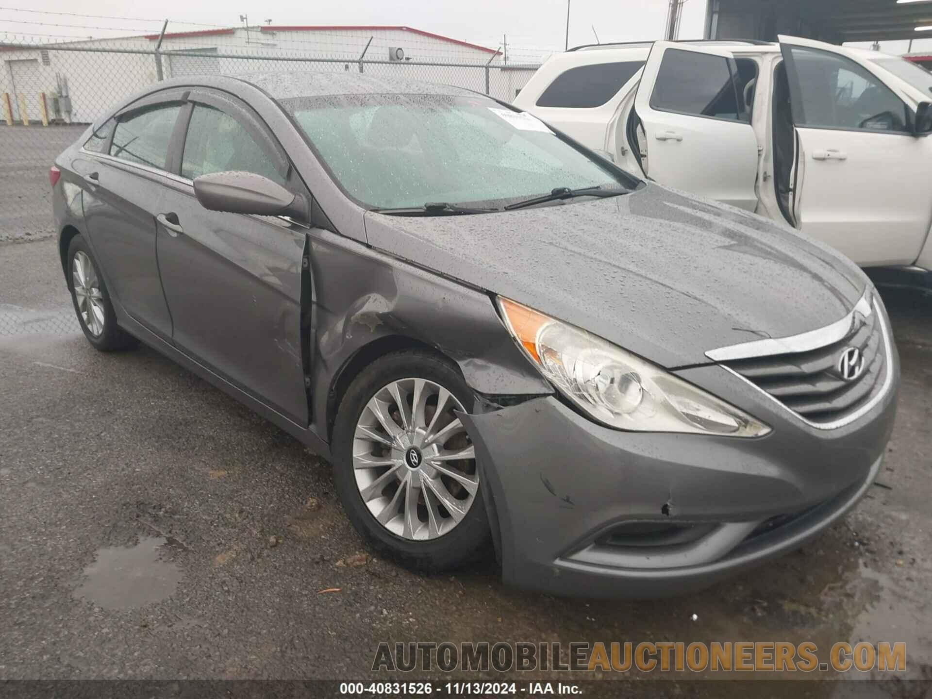 5NPEB4AC7CH406753 HYUNDAI SONATA 2012