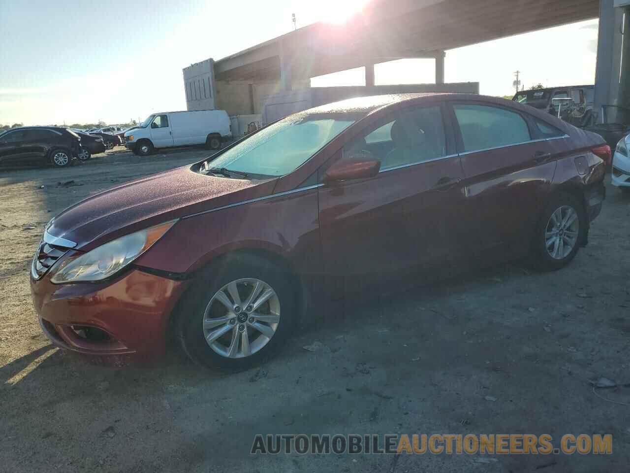 5NPEB4AC7CH445732 HYUNDAI SONATA 2012