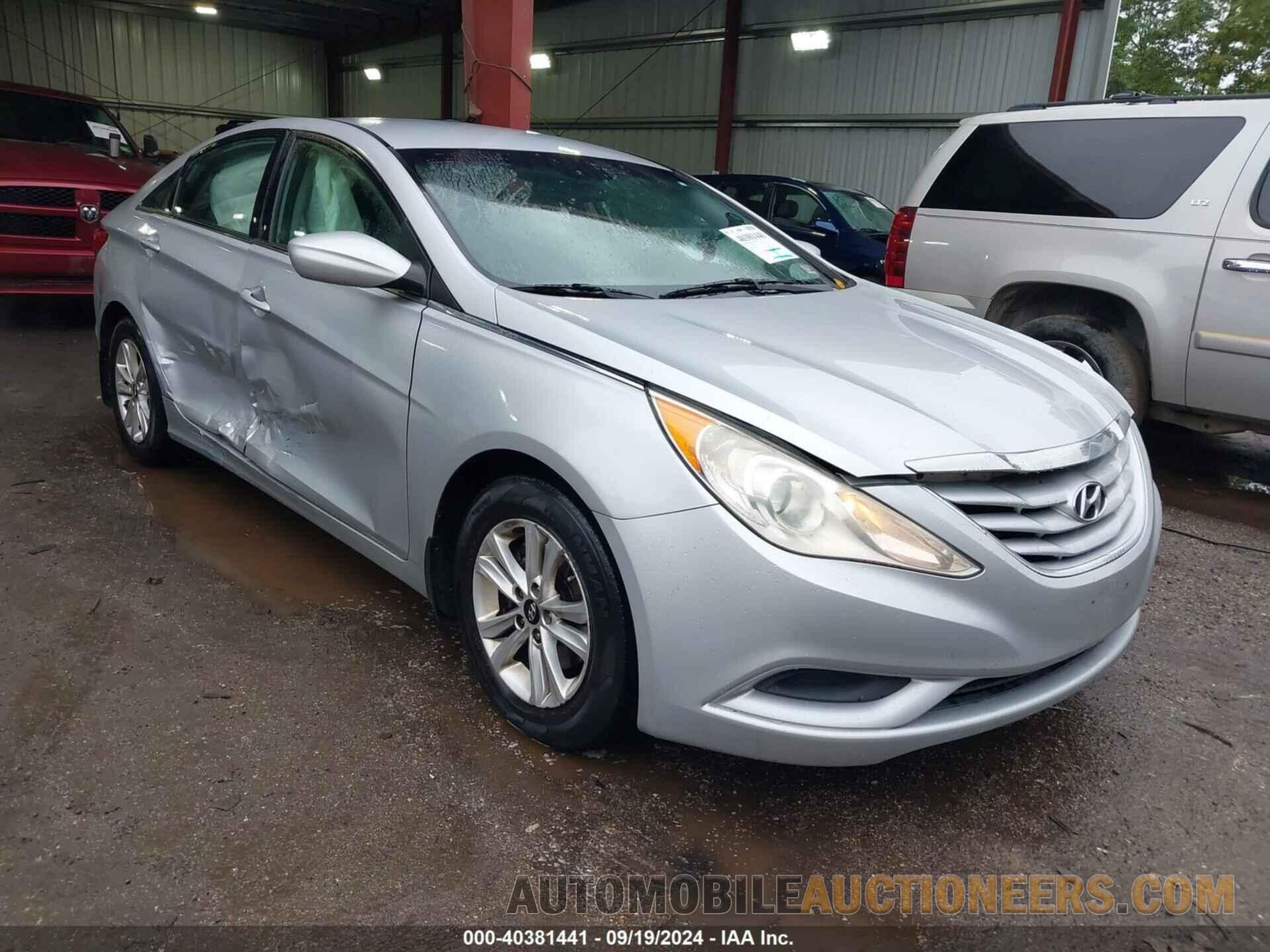 5NPEB4AC7CH496518 HYUNDAI SONATA 2012