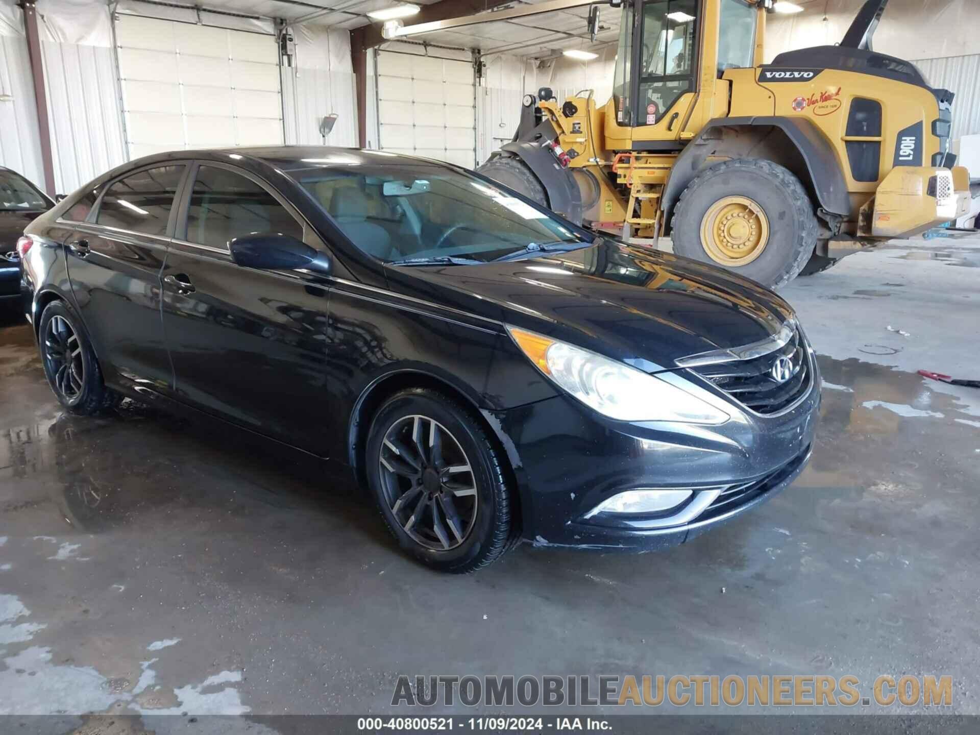 5NPEB4AC7DH620157 HYUNDAI SONATA 2013