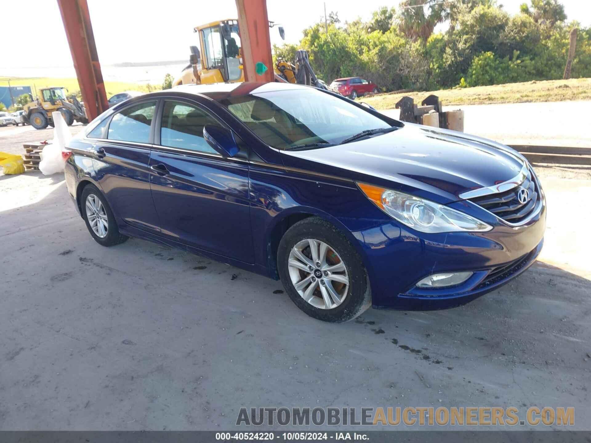 5NPEB4AC7DH704995 HYUNDAI SONATA 2013