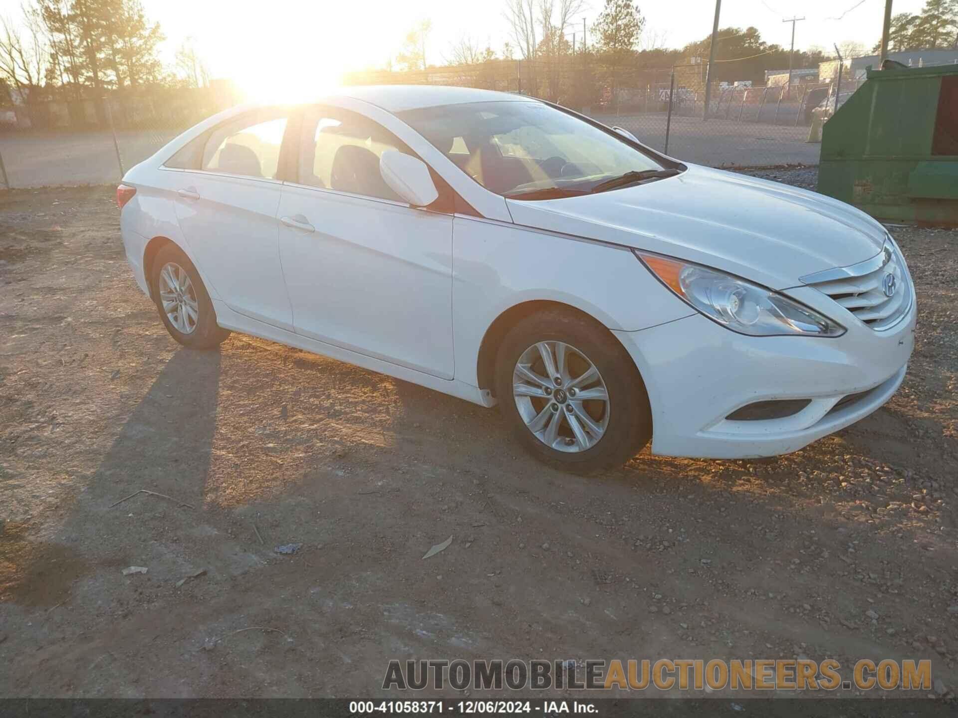 5NPEB4AC7DH712370 HYUNDAI SONATA 2013