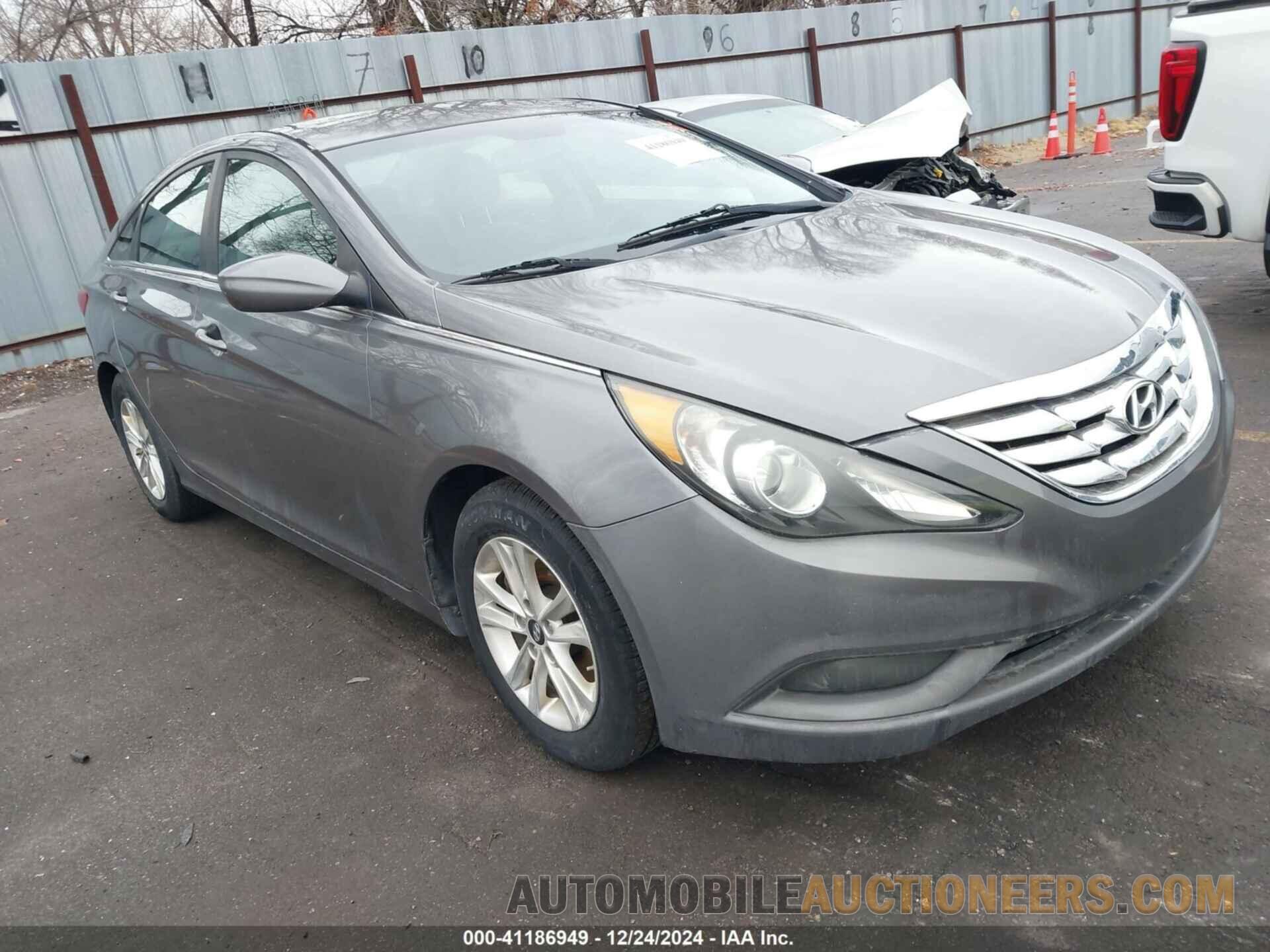 5NPEB4AC7DH760774 HYUNDAI SONATA 2013